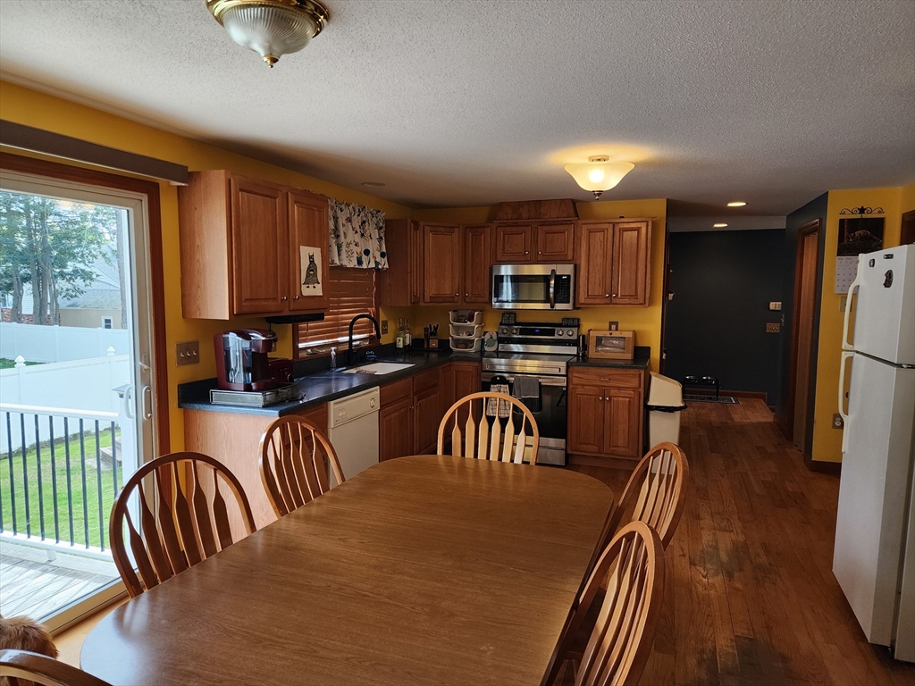 33 Guerin St Property Photo 10