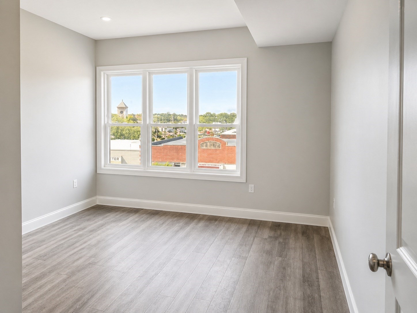 760-770 Washington St. # 204 Property Photo 5