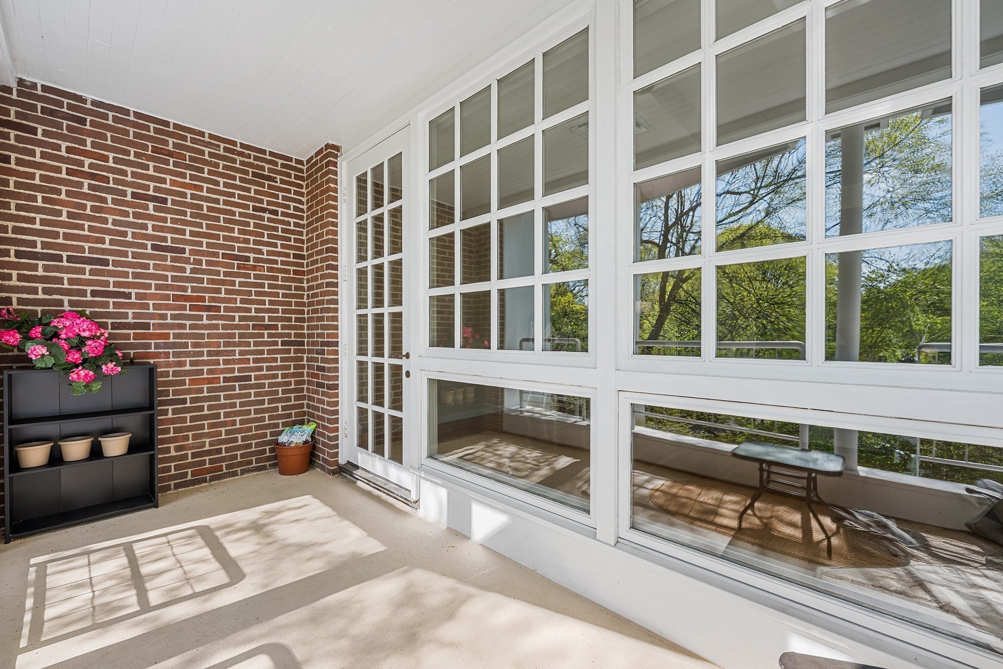 63 Garden Rd # C5 Property Photo 8