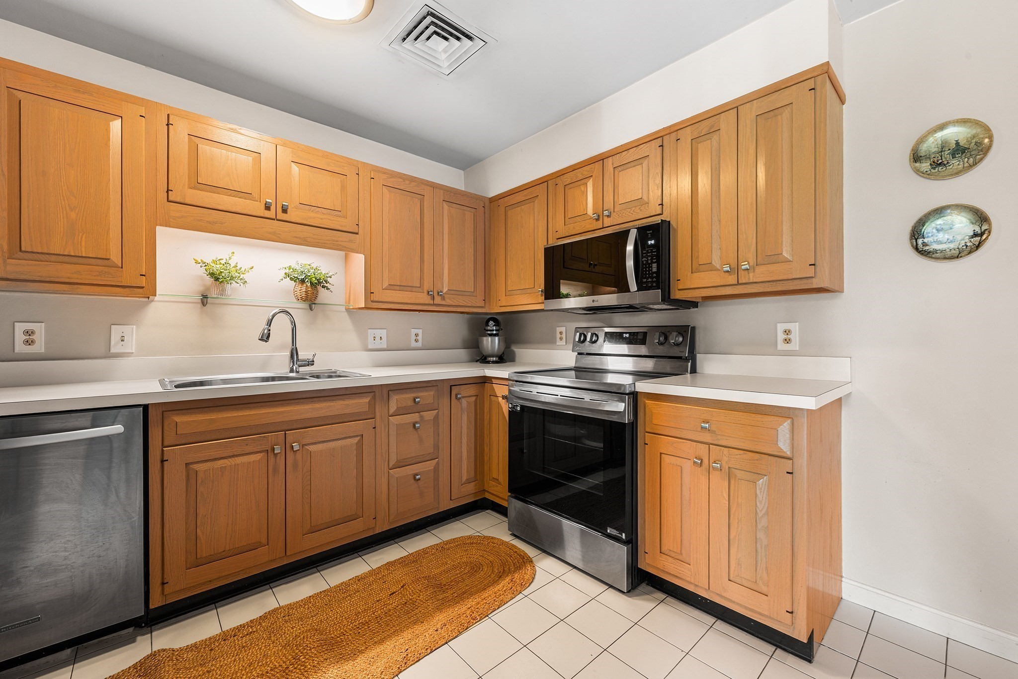 63 Garden Rd # C5 Property Photo 12