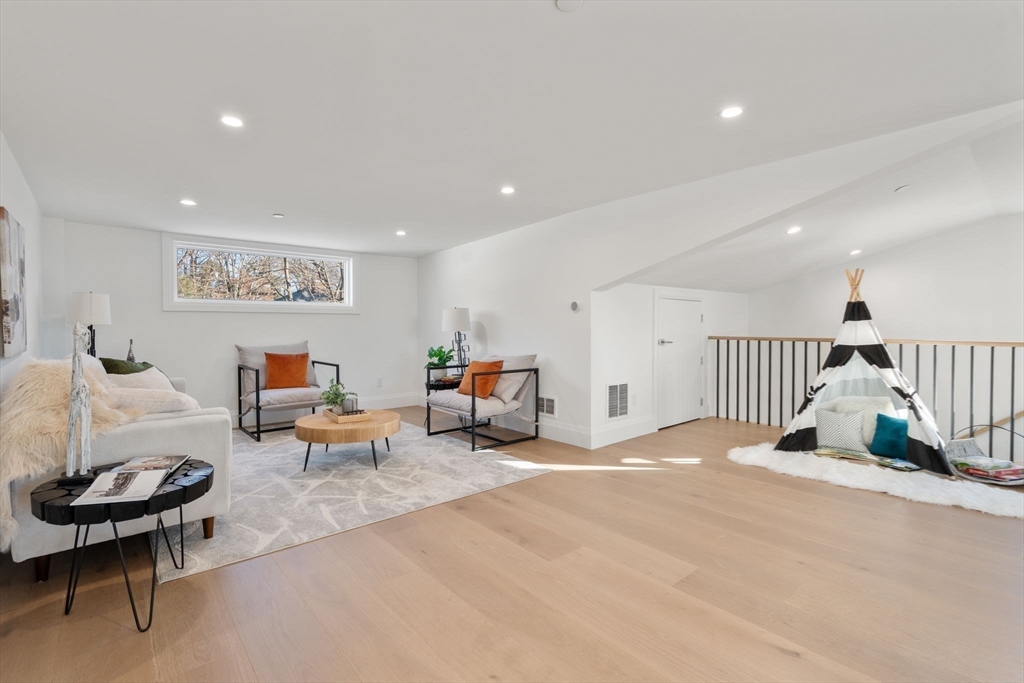 956 Walnut Street # 3 Property Photo 19