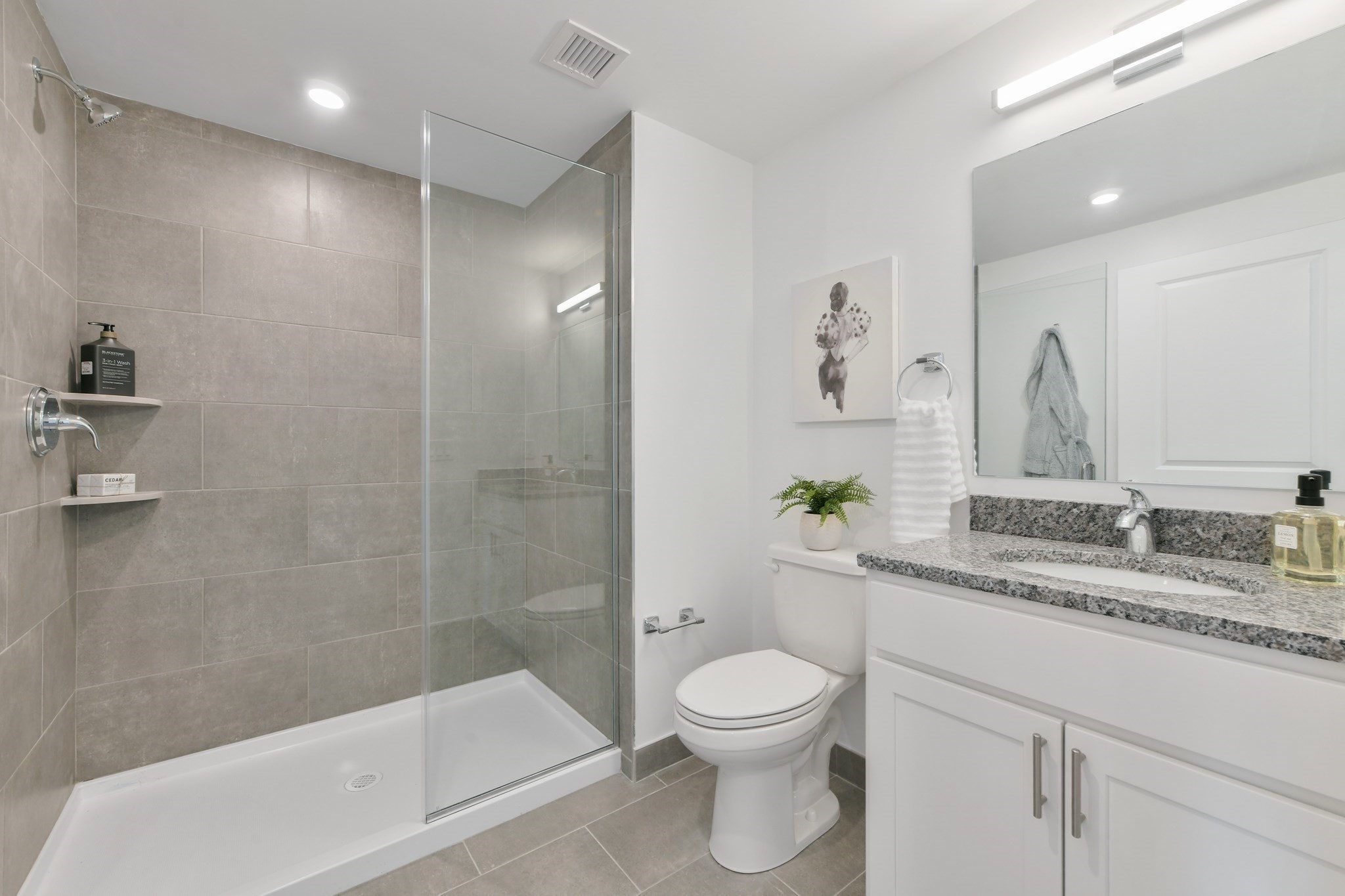 585 Essex St # 715 Property Photo 10
