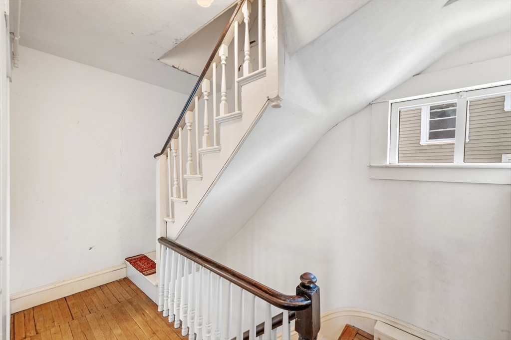 106 Ellery St Property Photo 4
