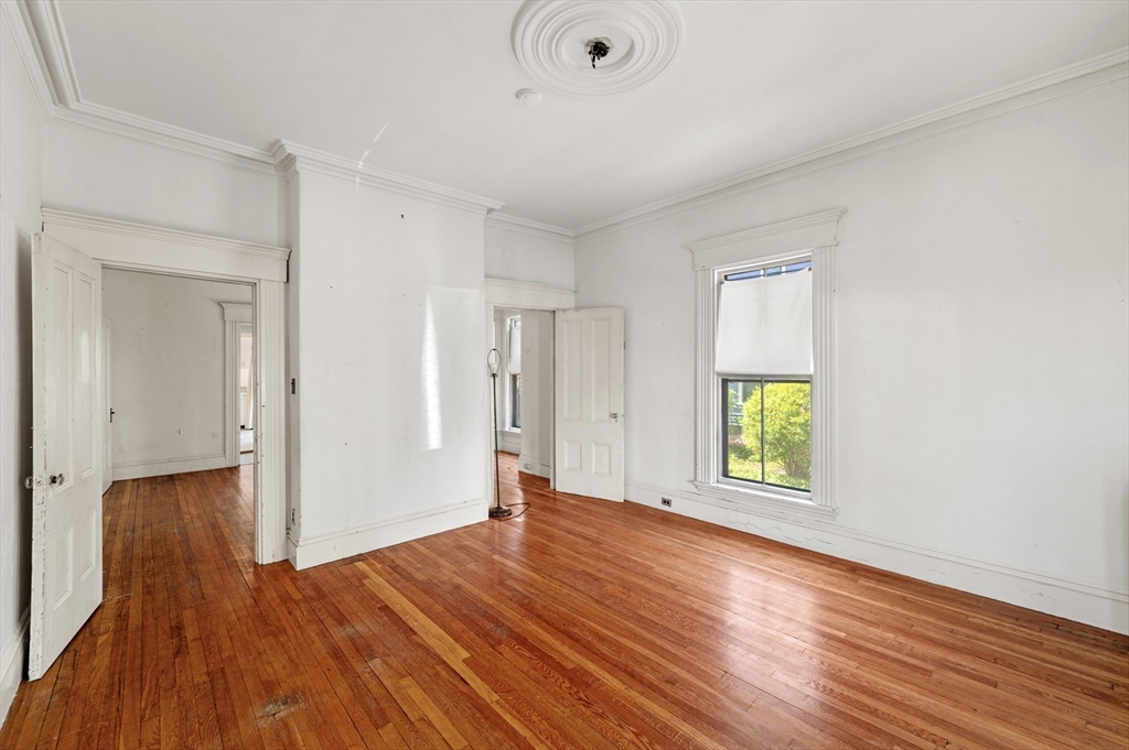 106 Ellery St Property Photo 13