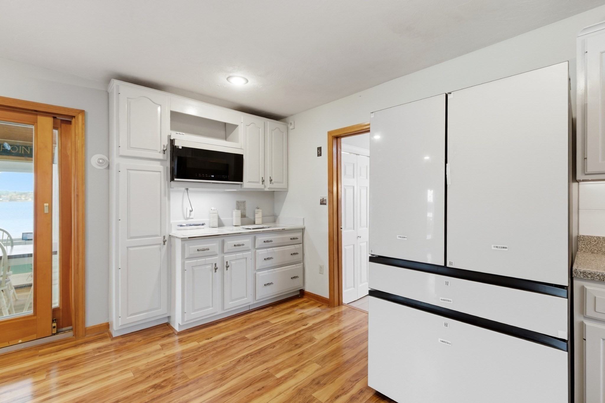 24 Holmes Ave Property Photo 18