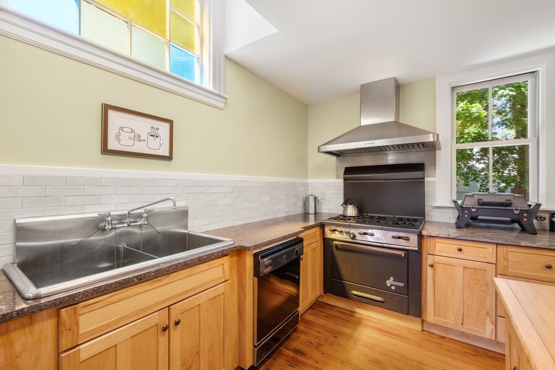 535 Washington Street Property Photo 35
