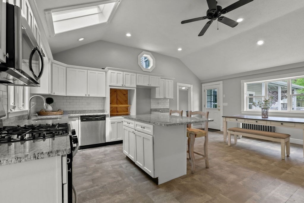 26 Bacon Sq Property Photo 4
