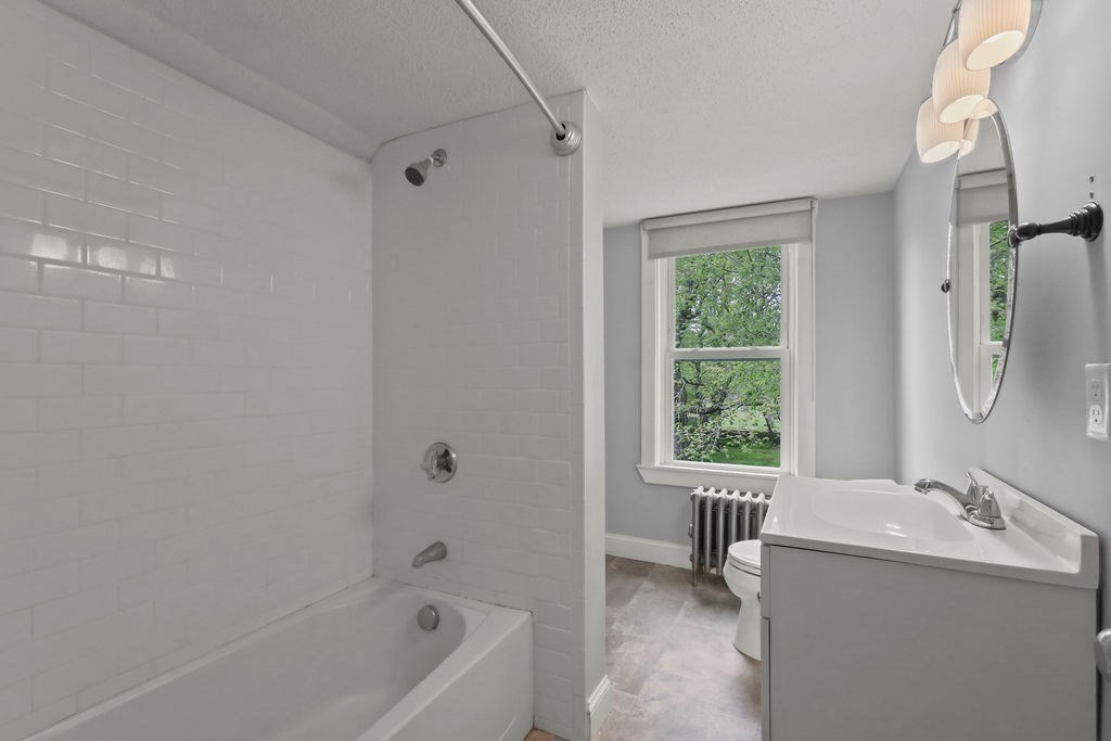 26 Bacon Sq Property Photo 21