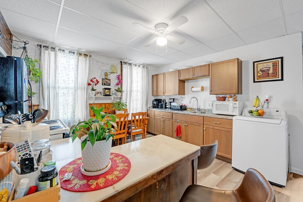 14 Mendon St Property Photo 7