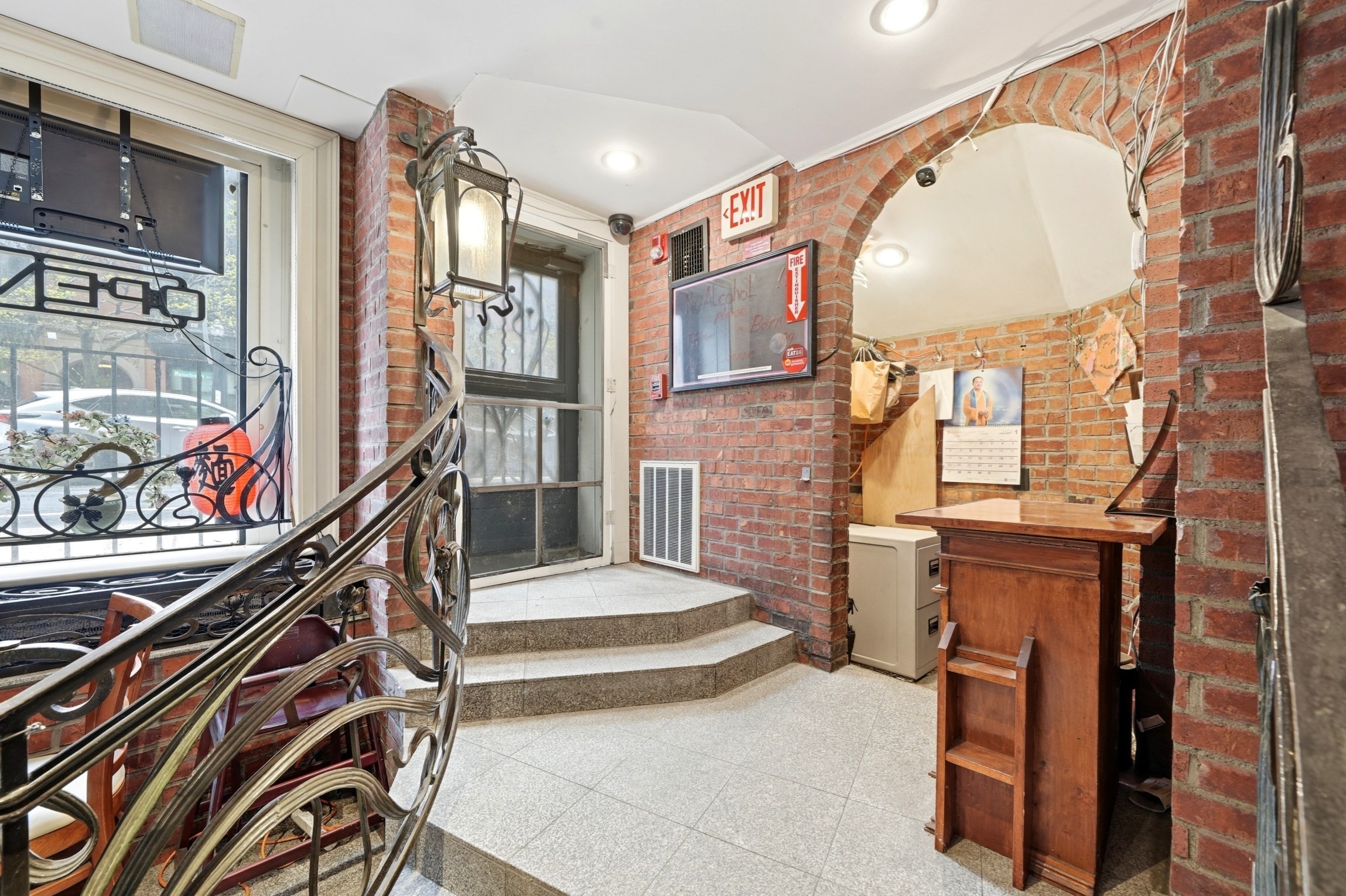 30 Massachusetts Ave Property Photo 2