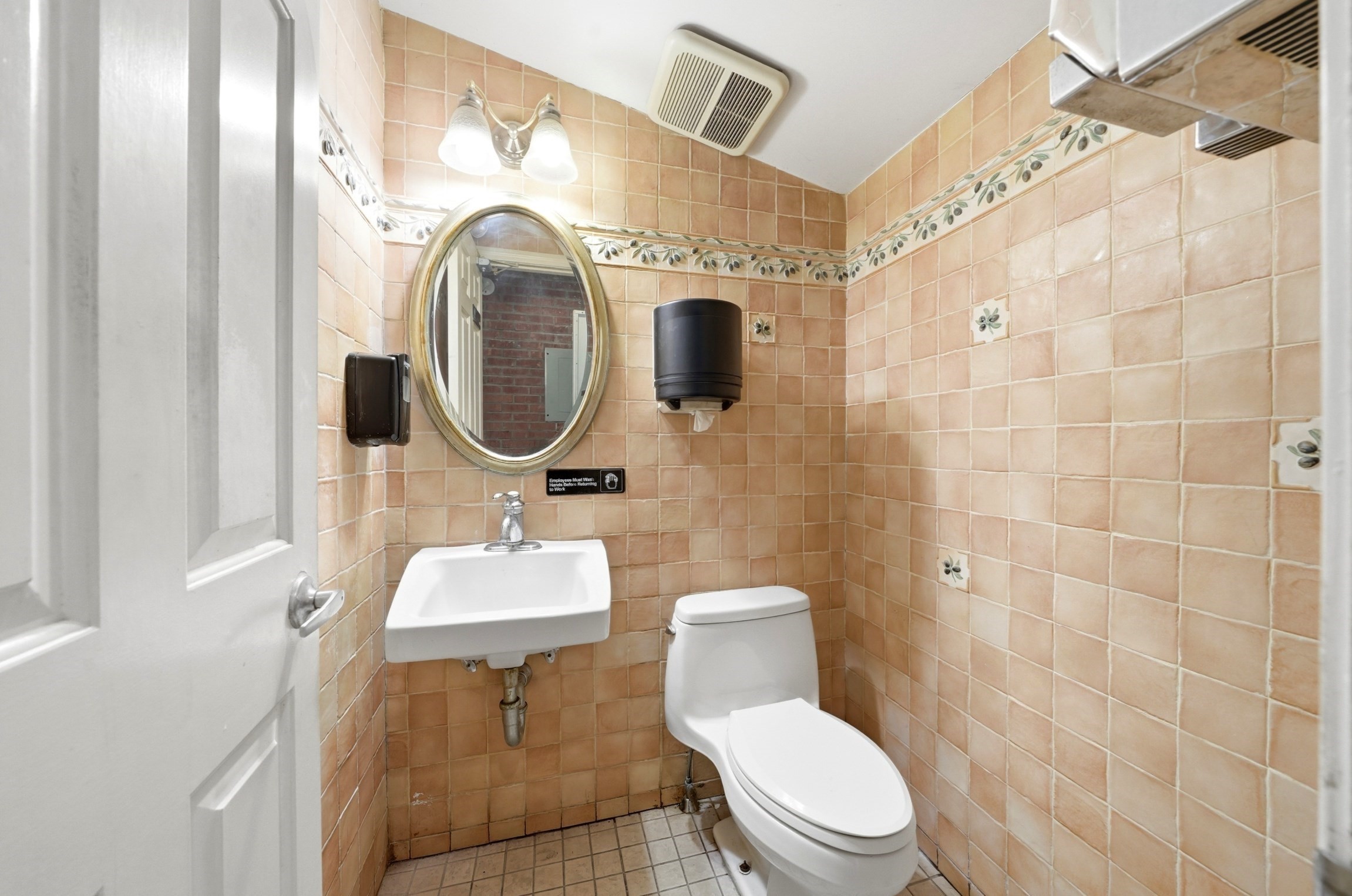 30 Massachusetts Ave Property Photo 13