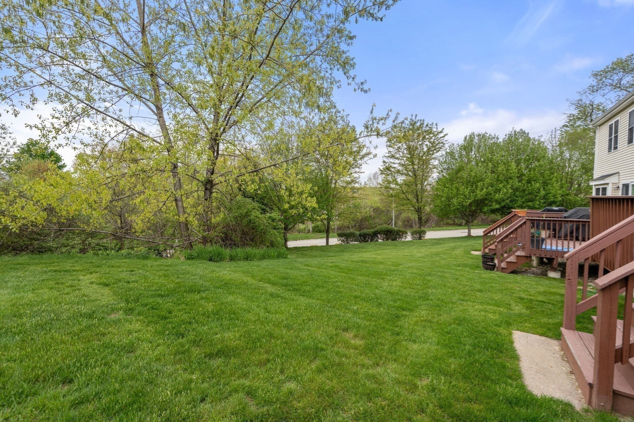 6 Azalea Ln # 6 Property Photo 28
