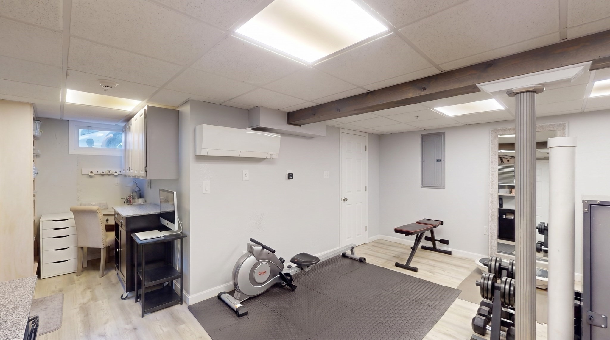400 Main Property Photo 35