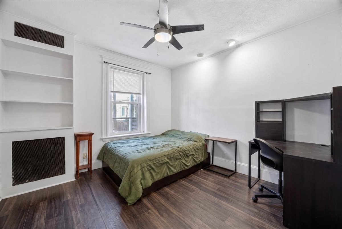 23 Netherlands Rd # 1 Property Photo 10