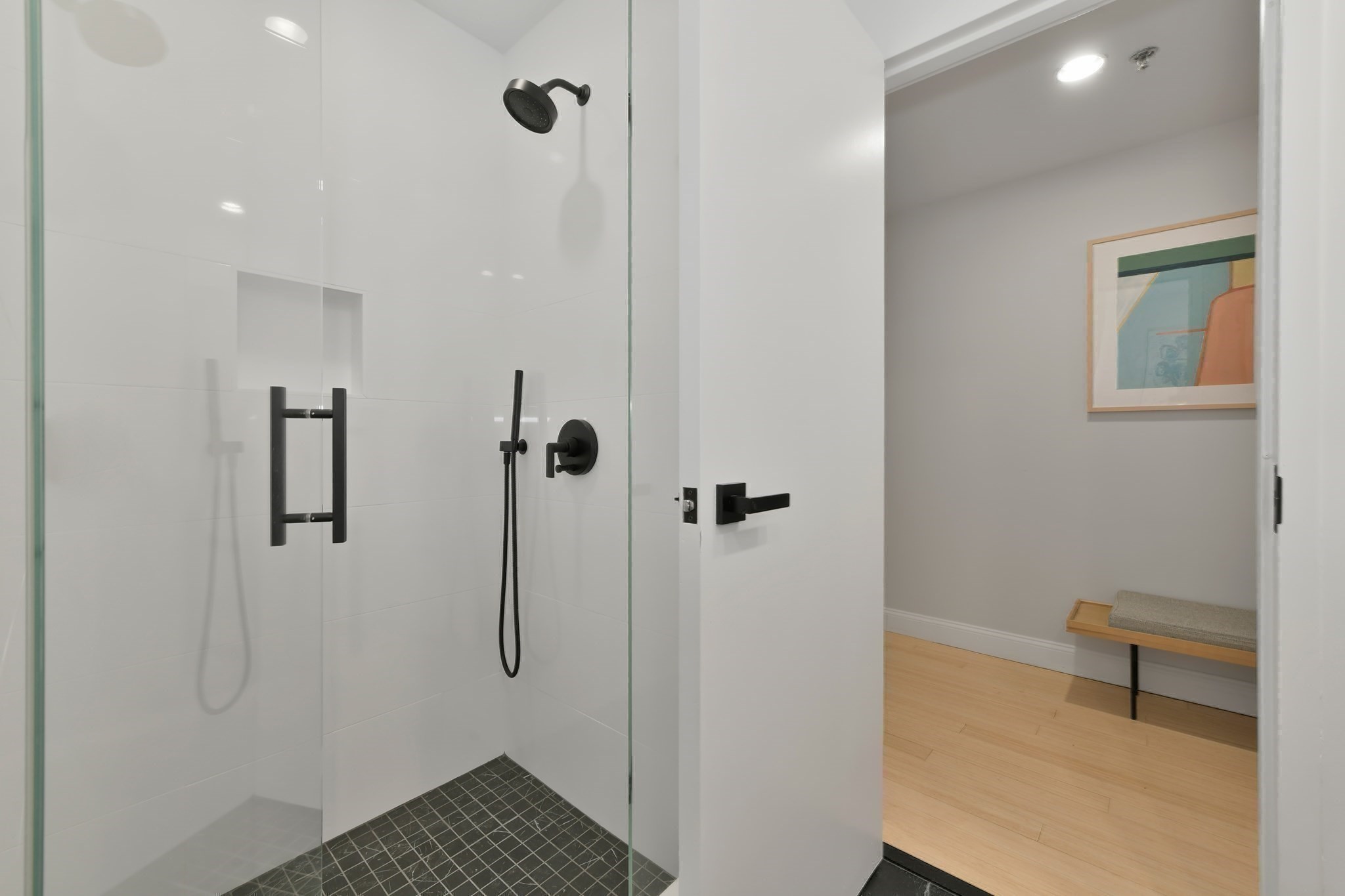 9 W Broadway # 410 Property Photo 11