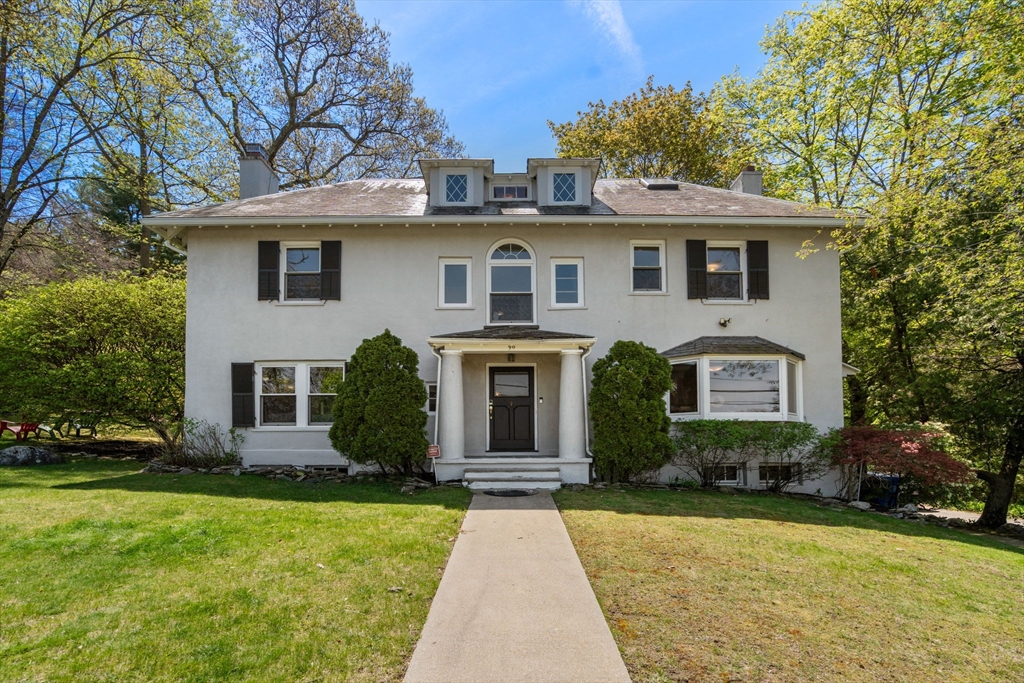 90 Hull St Property Photo 1