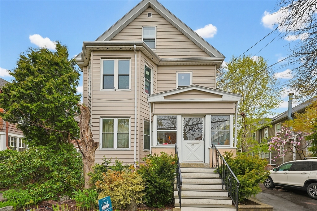 30 Cushing St # B Property Photo 1