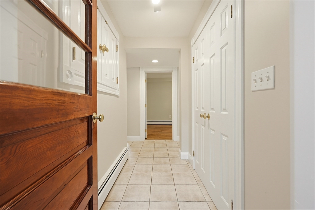 30 Cushing St # B Property Photo 2