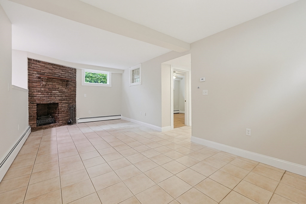 30 Cushing St # B Property Photo 14