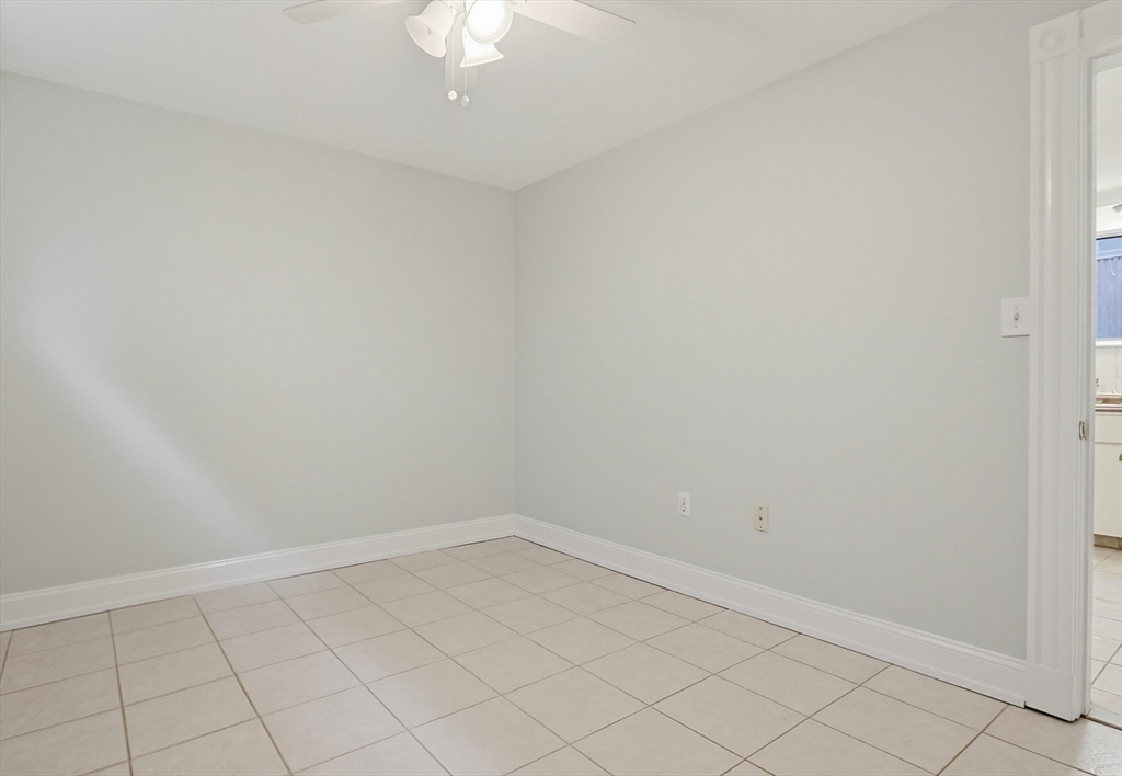 30 Cushing St # B Property Photo 17