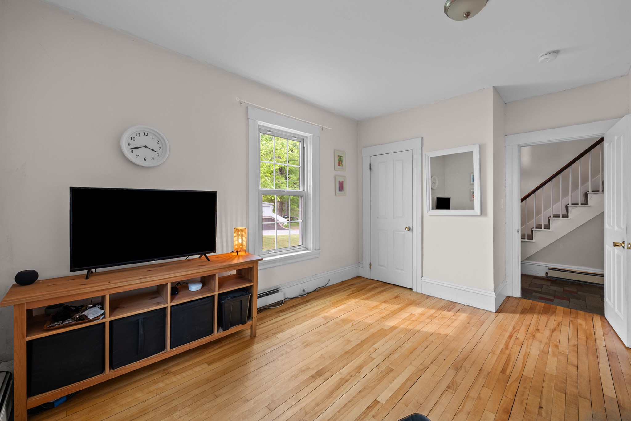 10 Maple Property Photo 6