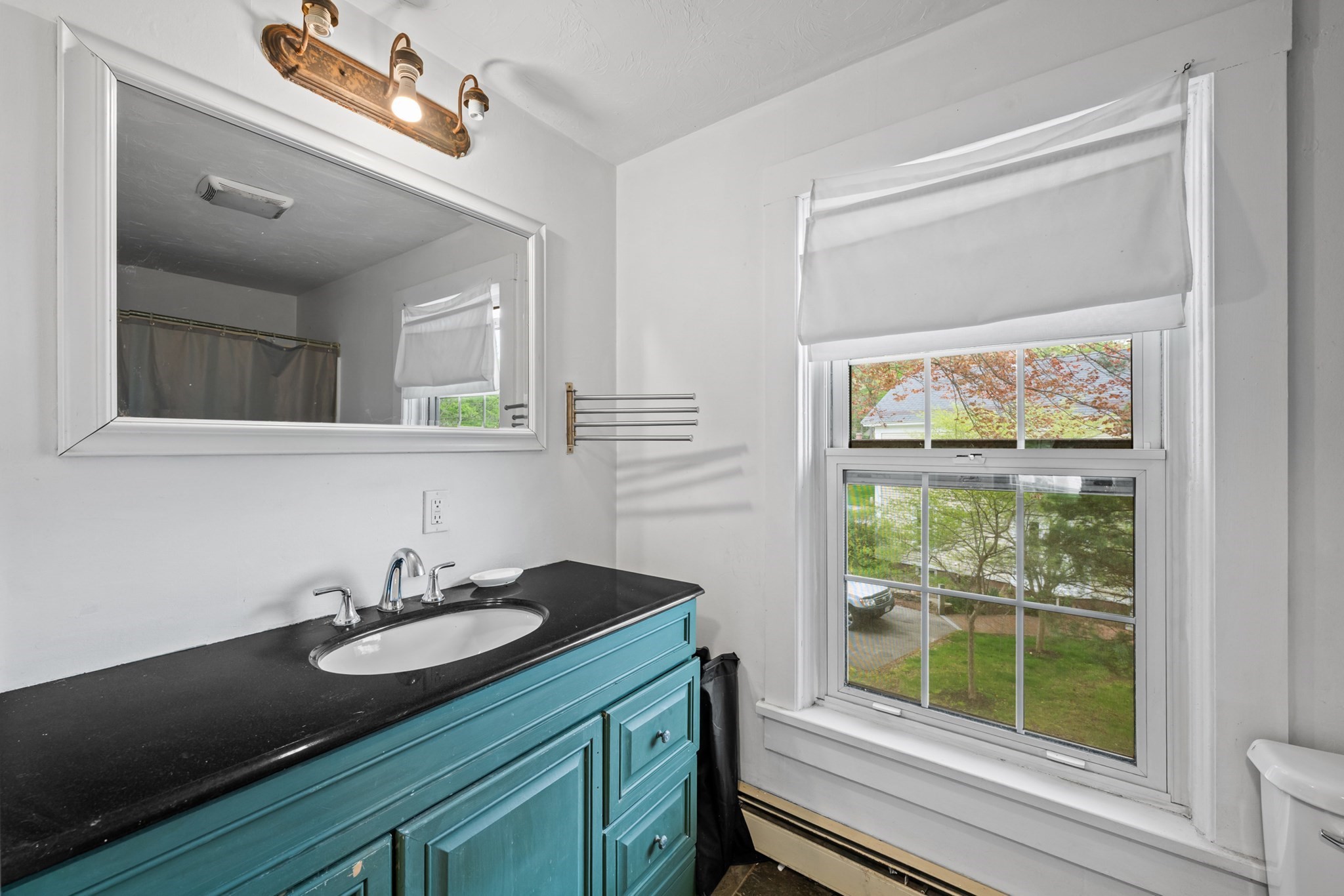 10 Maple Property Photo 26
