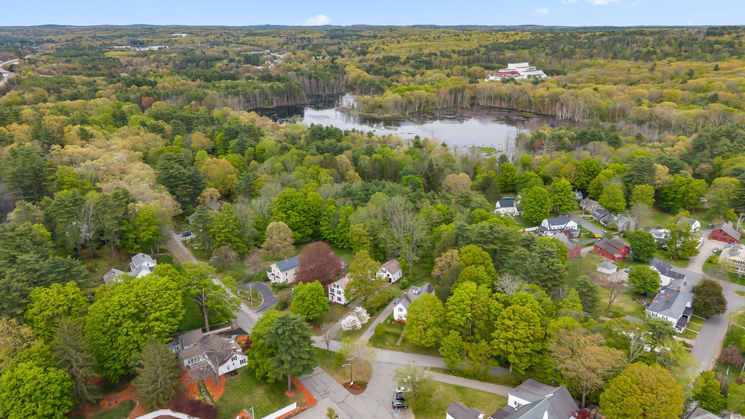 10 Maple Property Photo 39