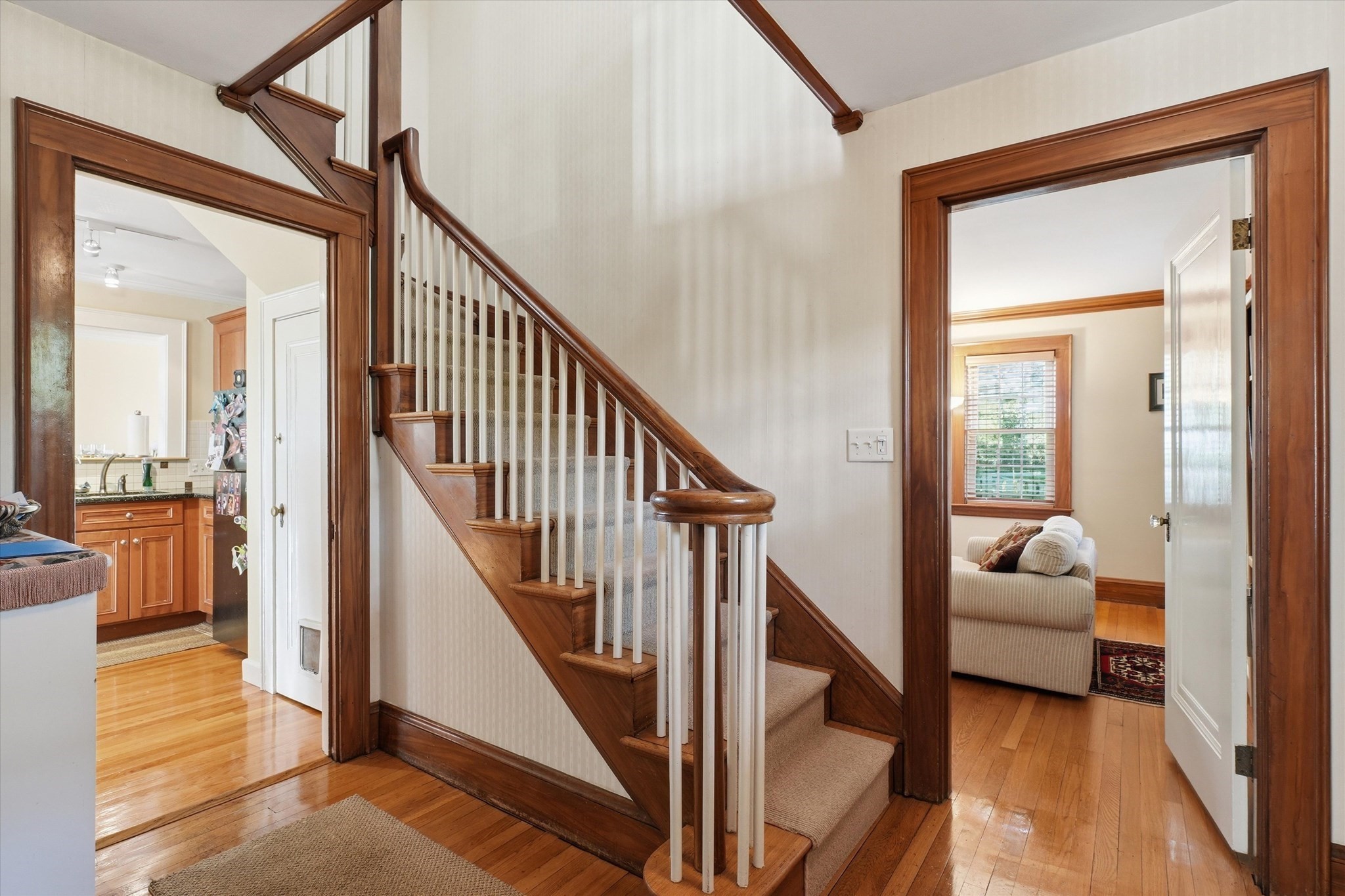 349 Auburndale Ave Property Photo 11