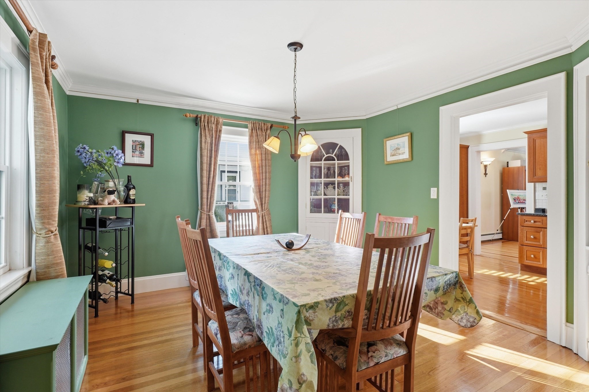 349 Auburndale Ave Property Photo 13