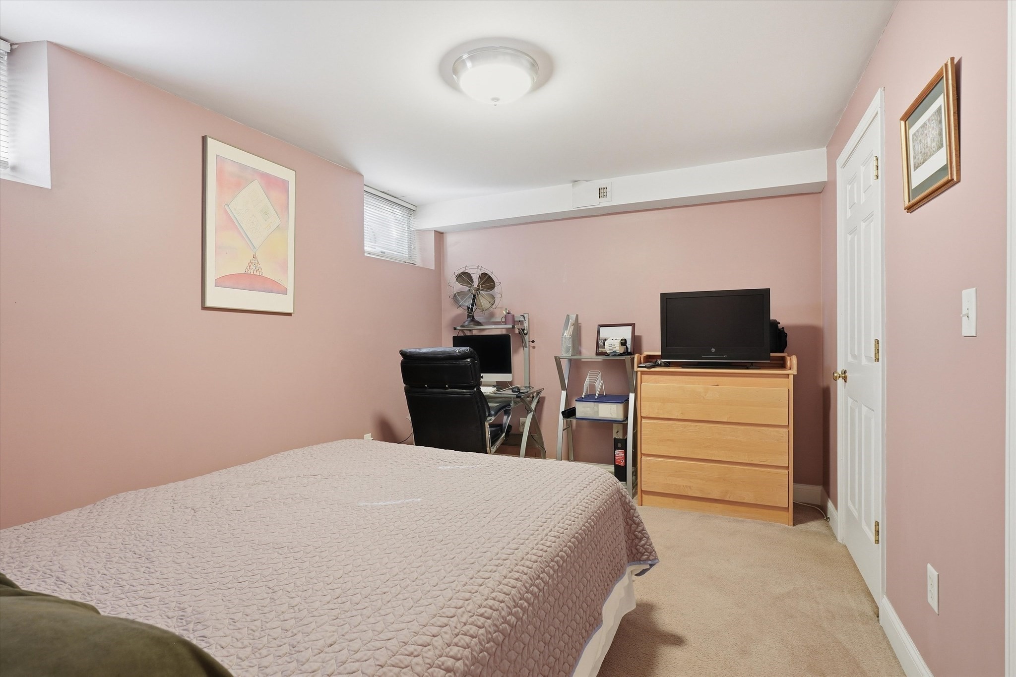 349 Auburndale Ave Property Photo 23