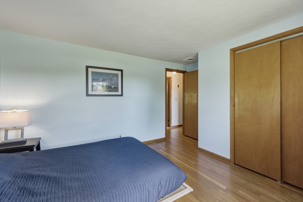 16 Saybrook Cir Property Photo 14