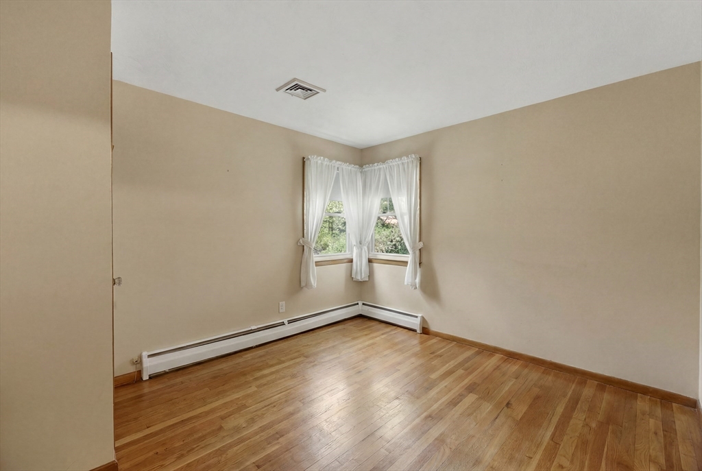 16 Saybrook Cir Property Photo 18