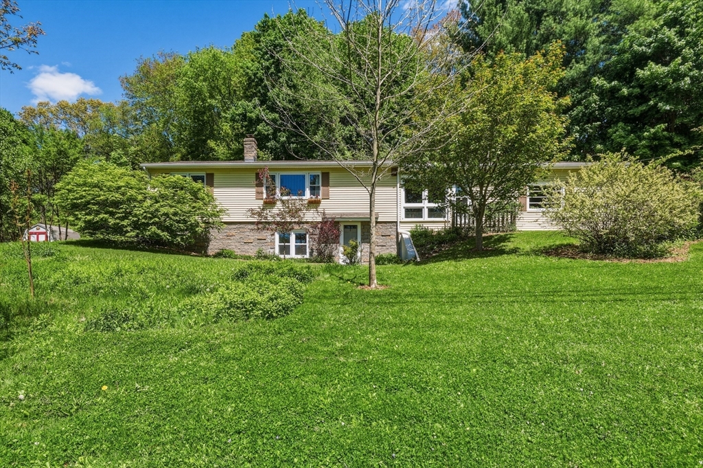 16 Saybrook Cir Property Photo 24