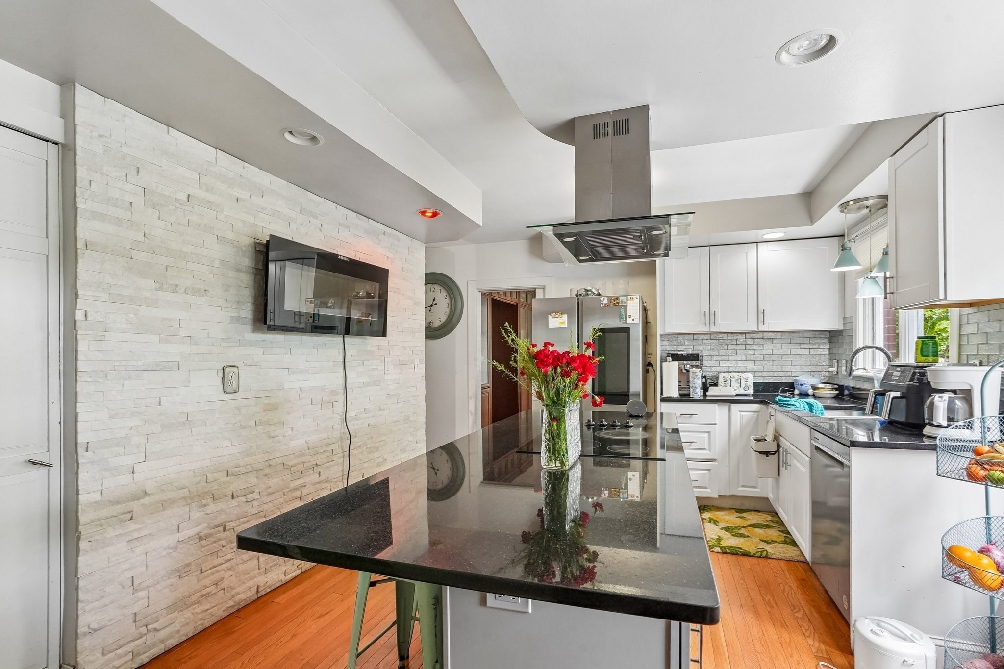 259 Forest Street Property Photo 10