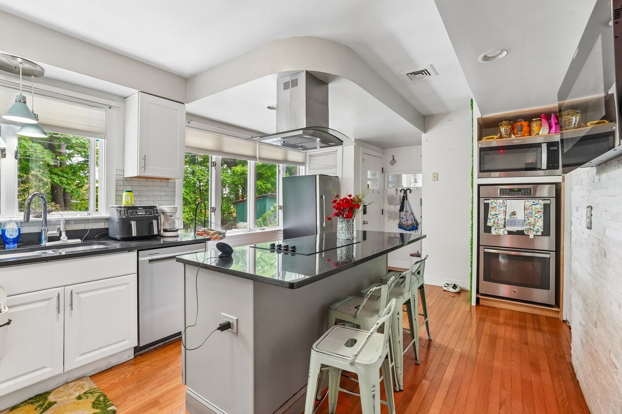 259 Forest Street Property Photo 12