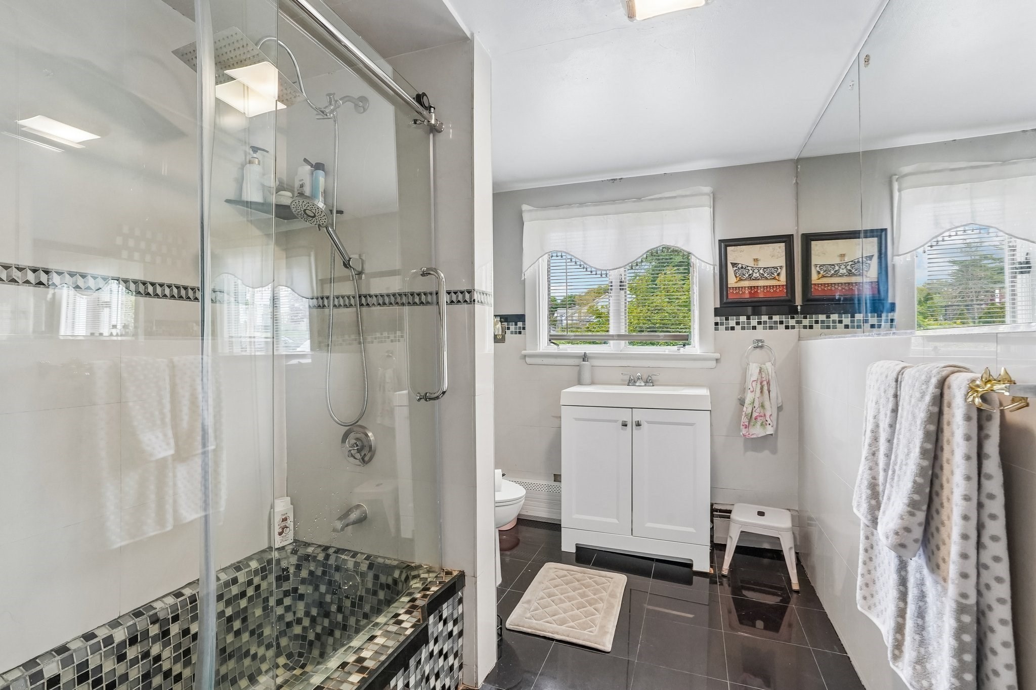 259 Forest Street Property Photo 17