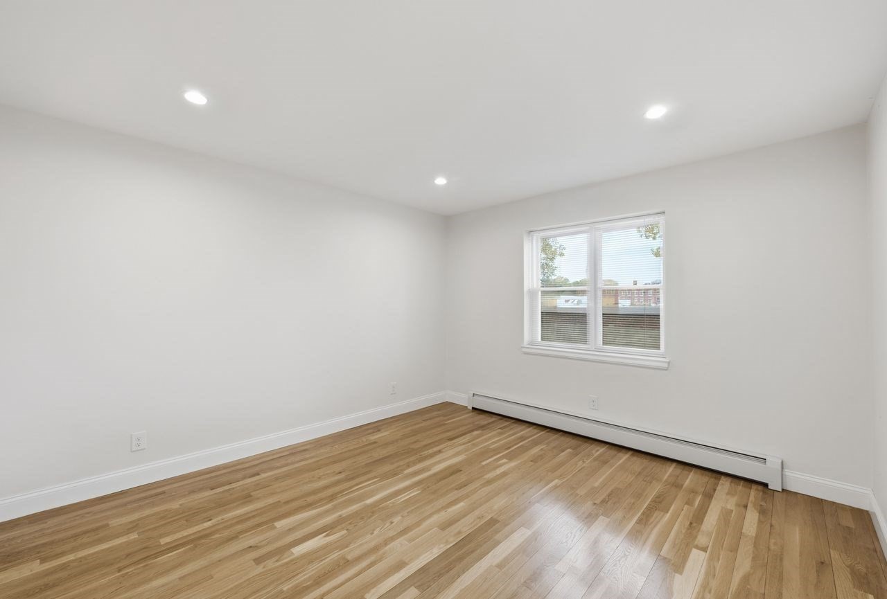 19 Alton Court # 2 Property Photo 13
