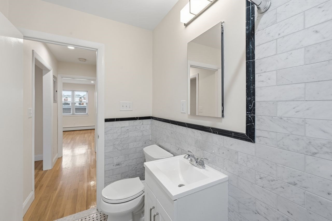 19 Alton Court # 2 Property Photo 15