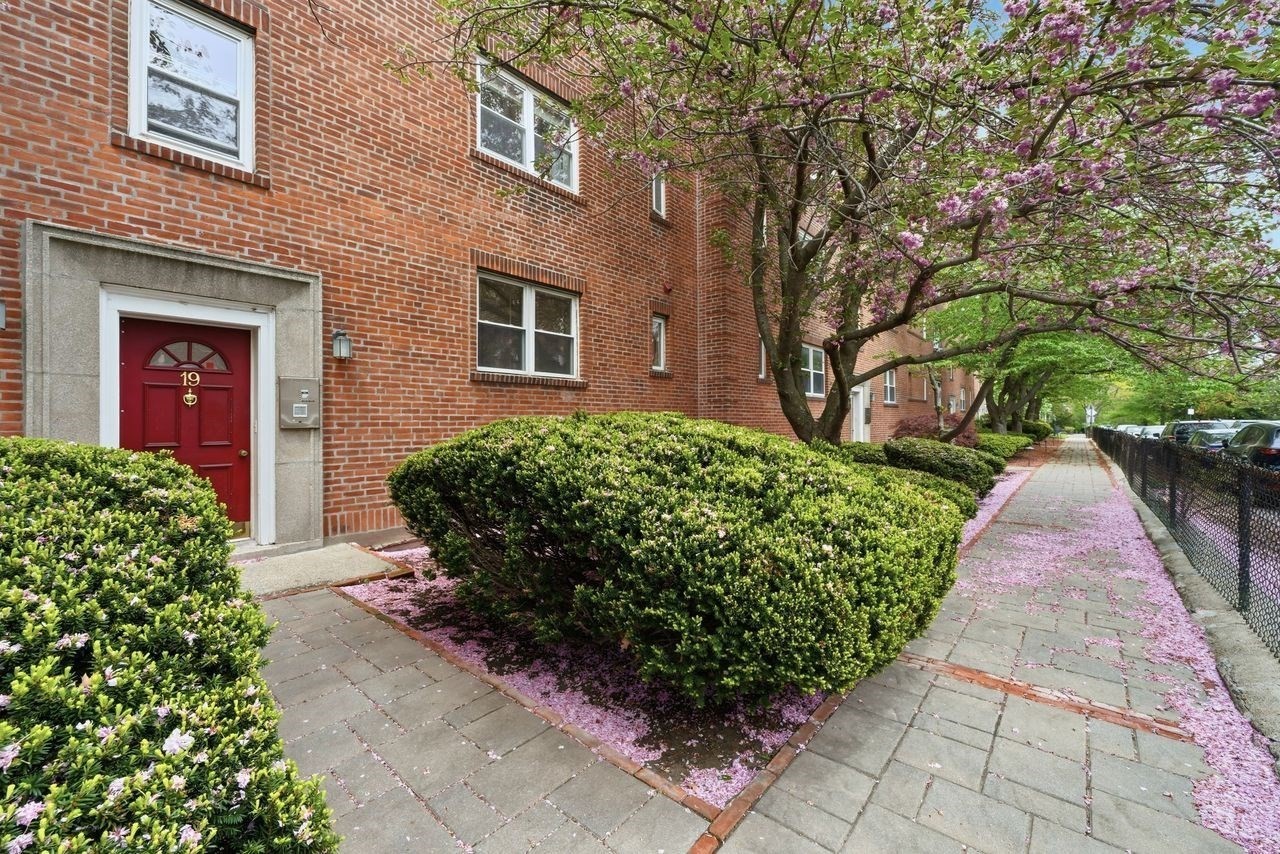19 Alton Court # 2 Property Photo 21