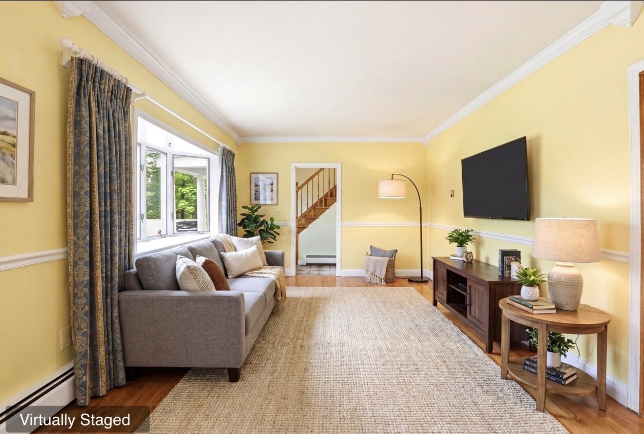 279 Osgood Street Property Photo 5