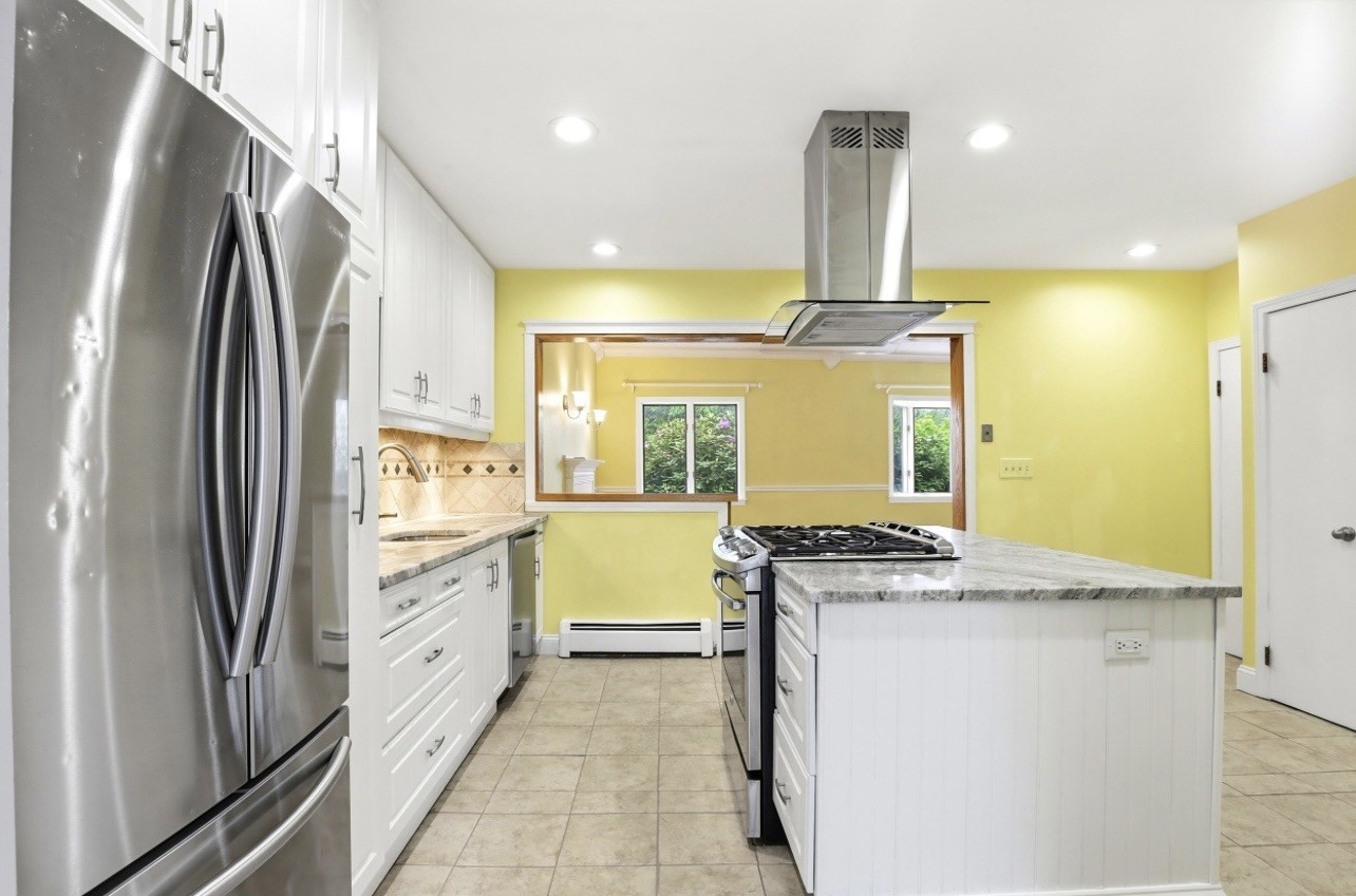 279 Osgood Street Property Photo 10