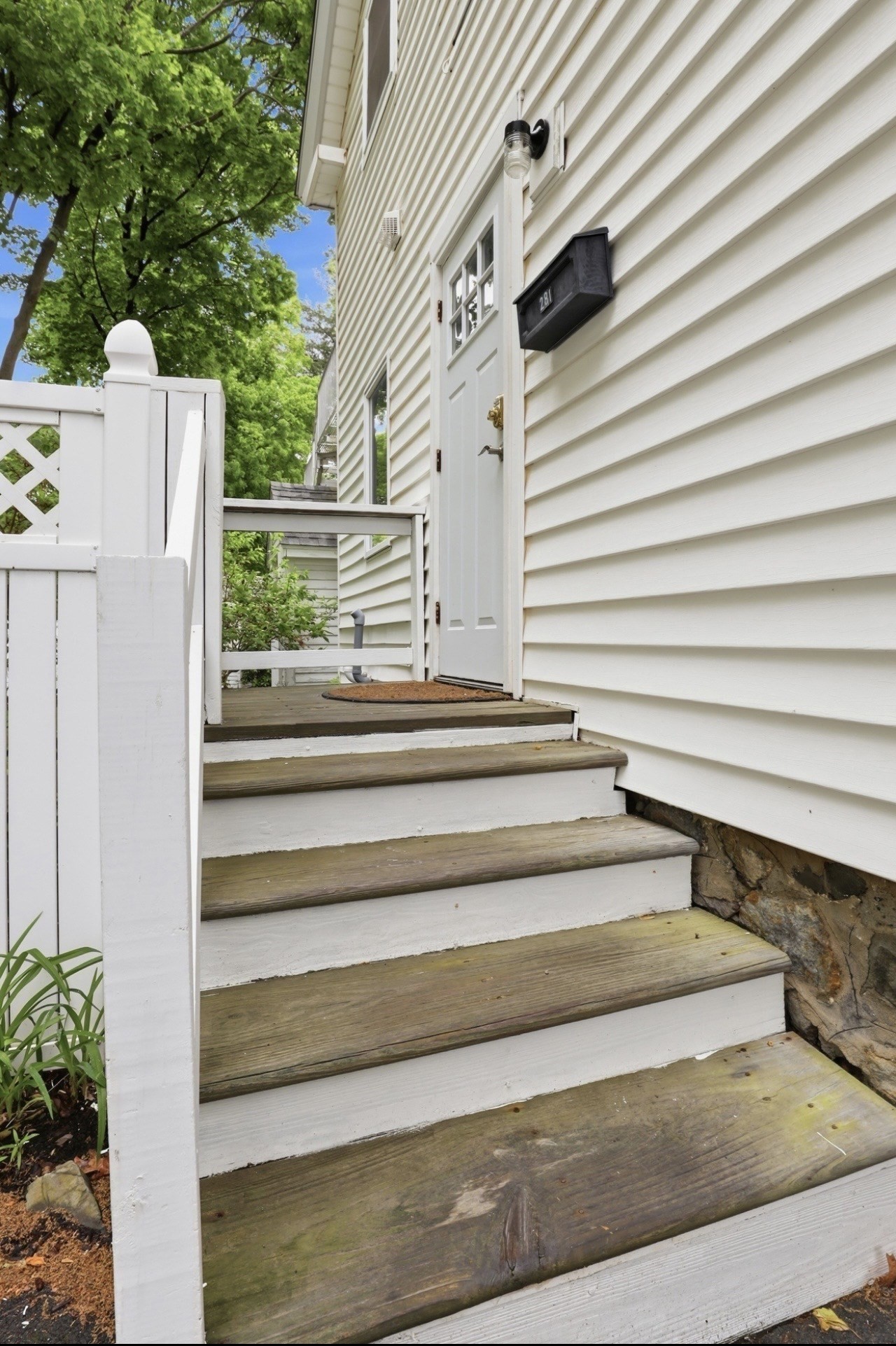 279 Osgood Street Property Photo 22