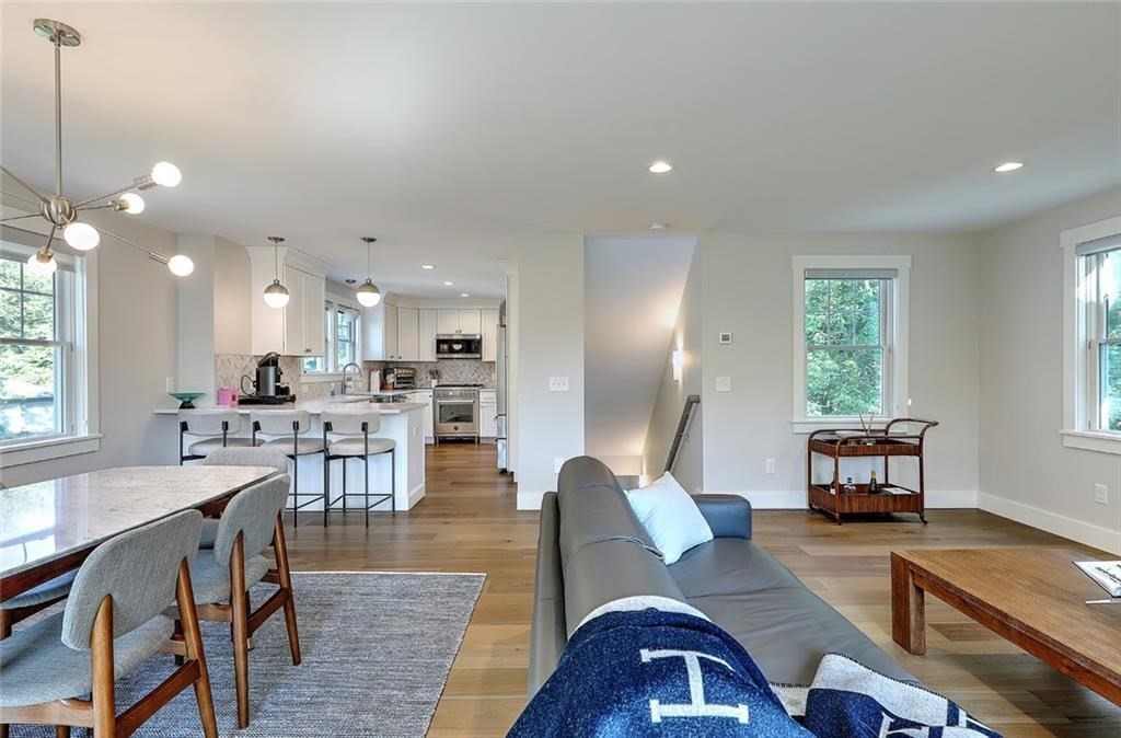 137 Rosebriar Avenue Property Photo 13
