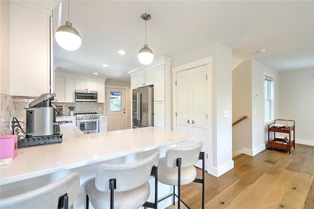 137 Rosebriar Avenue Property Photo 15