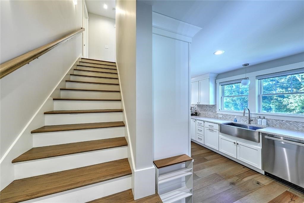 137 Rosebriar Avenue Property Photo 19