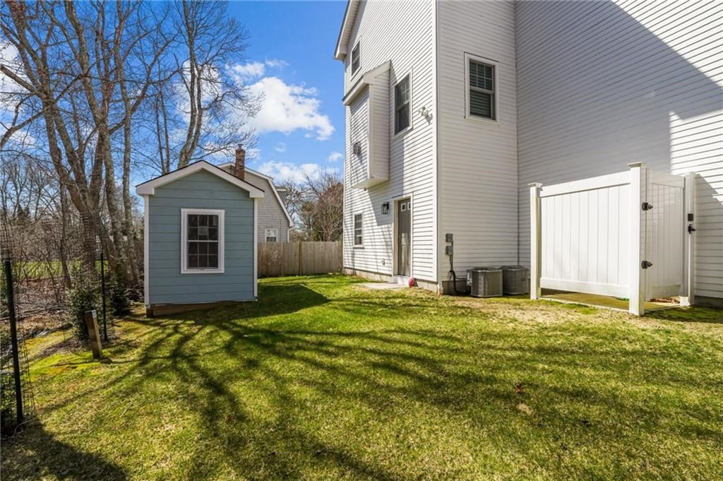 137 Rosebriar Avenue Property Photo 37