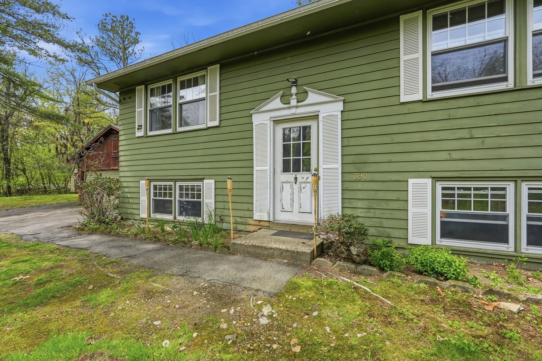 390 State St Property Photo 6