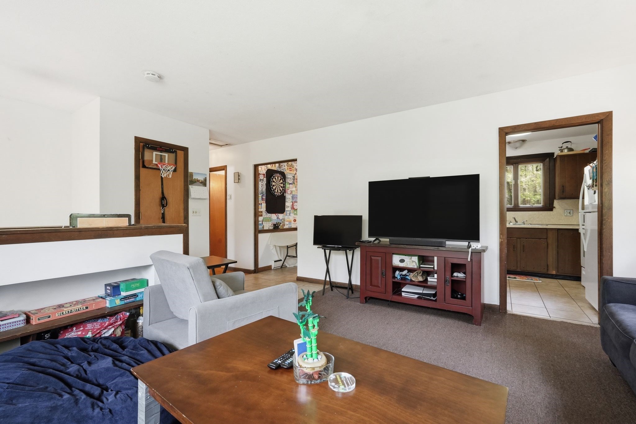 390 State St Property Photo 10
