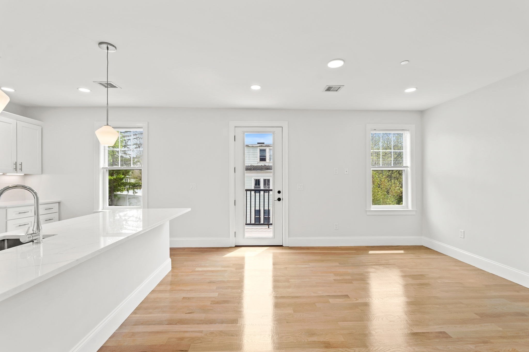 4 Wakefield Ave # 4 Property Photo 7