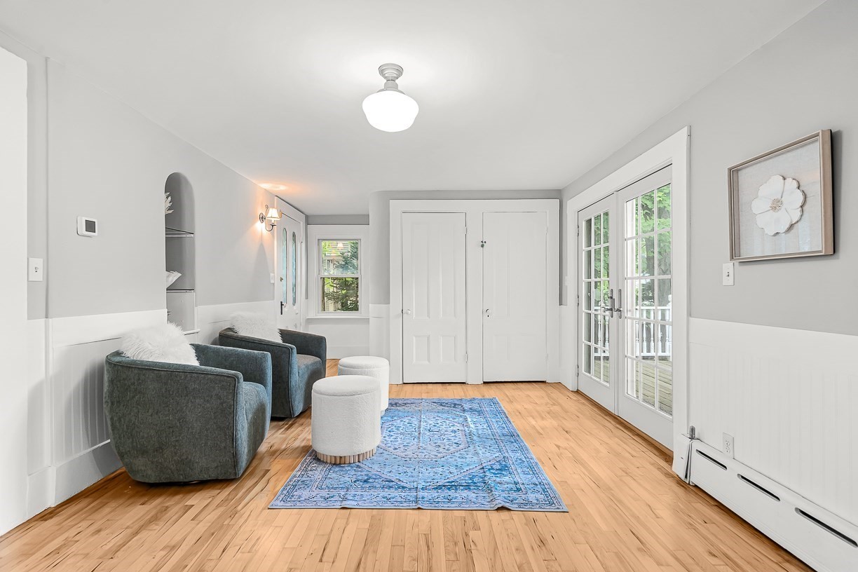 53 Lake Street Property Photo 12